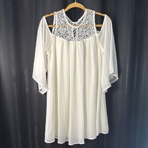 Elegant White Cold Shoulder Dress